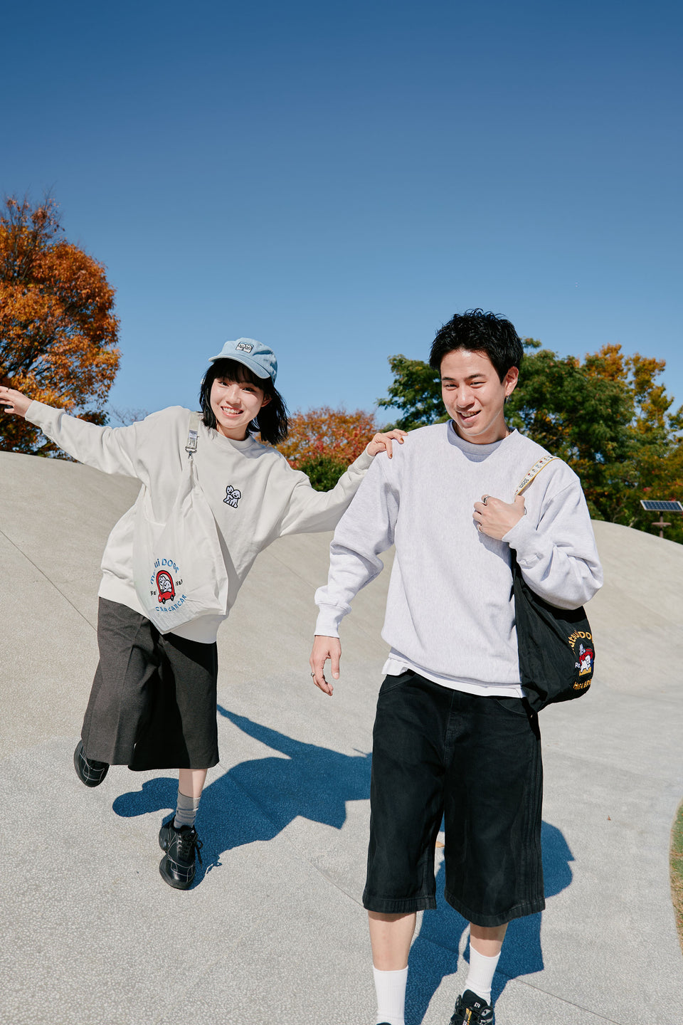 "matsui DOGS" EMBROIDERED VEST BAG