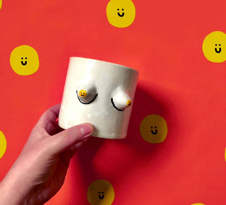Small Boobies Pot - White smiley
