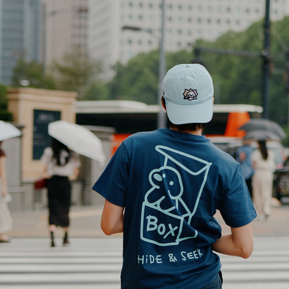 "matsui DOGS" Print Tee / HIDE & SEEK